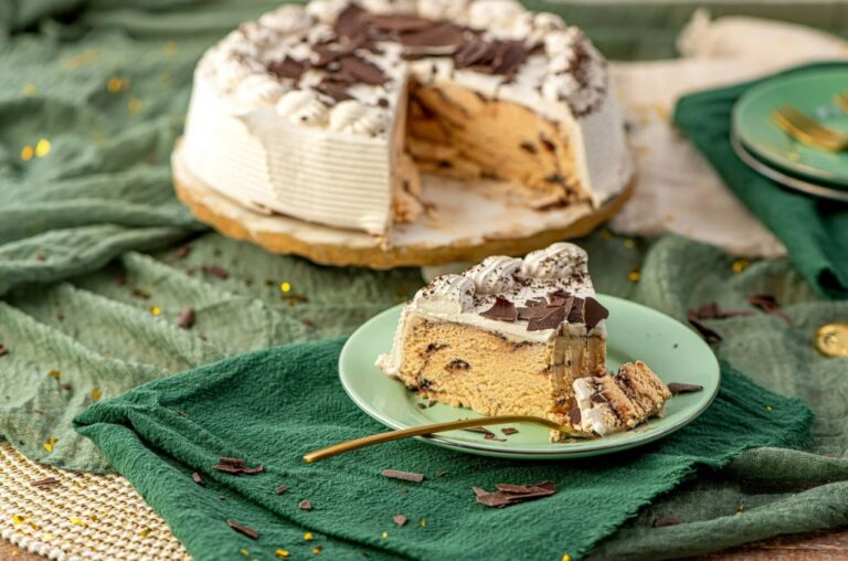 Bailey's Non-Alcoholic Ice Cream Cake