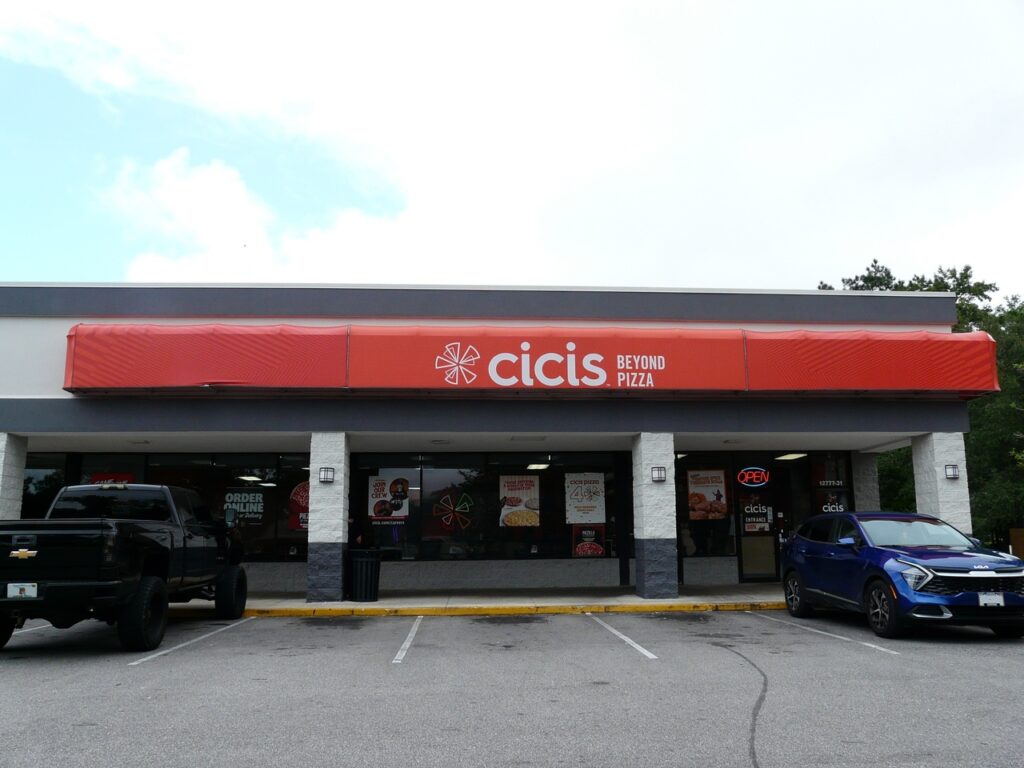 Cicis Pizza