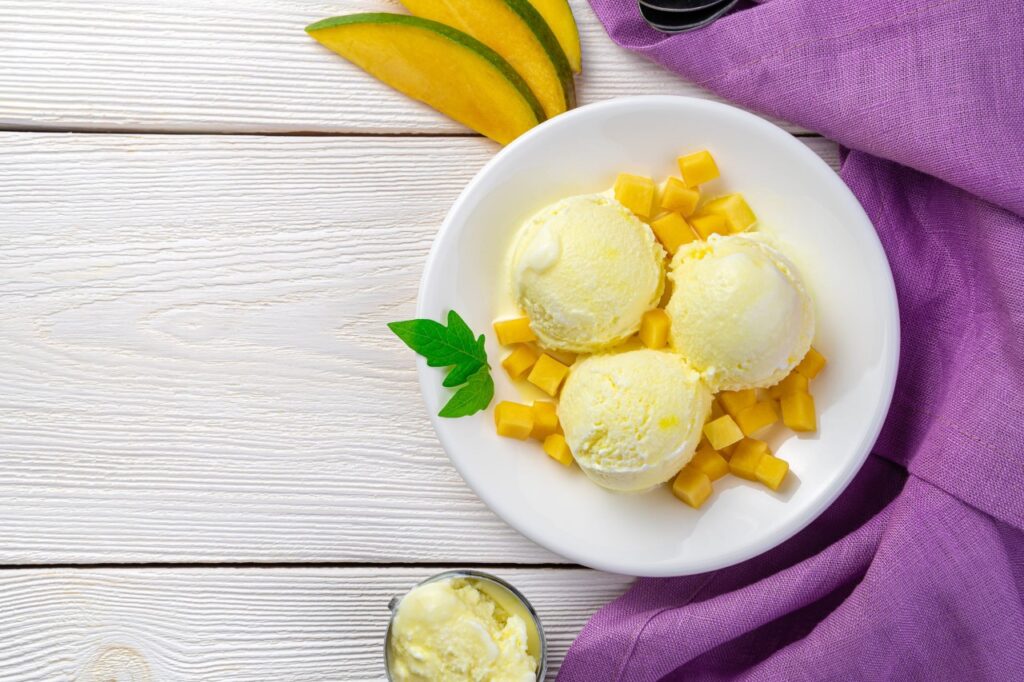 365 Mango Chantilly Cake Non-Dairy Ice Cream