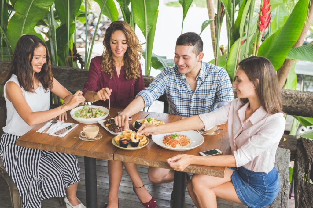 Why Casual Dining Chains Are Closing More Locations