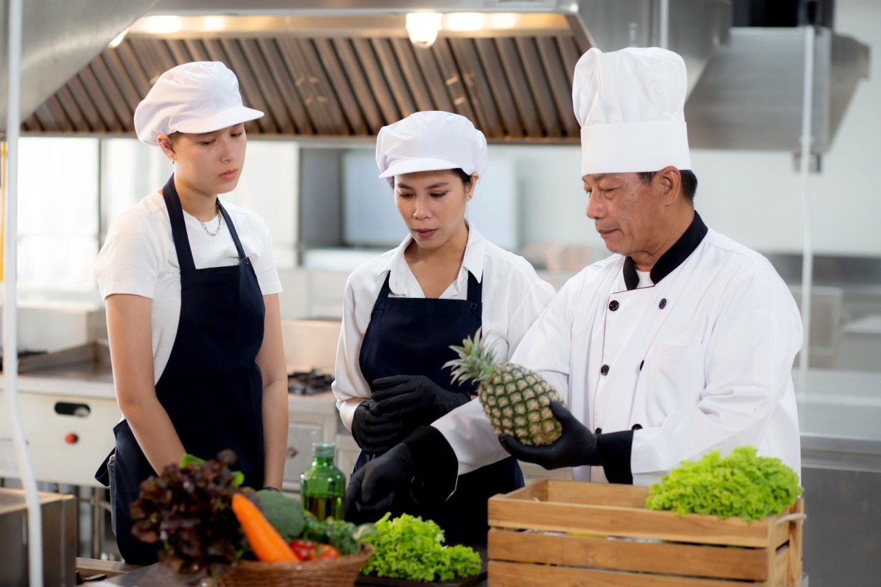 Chefs From These 11 Countries Have Opinions About How America Does Their Food