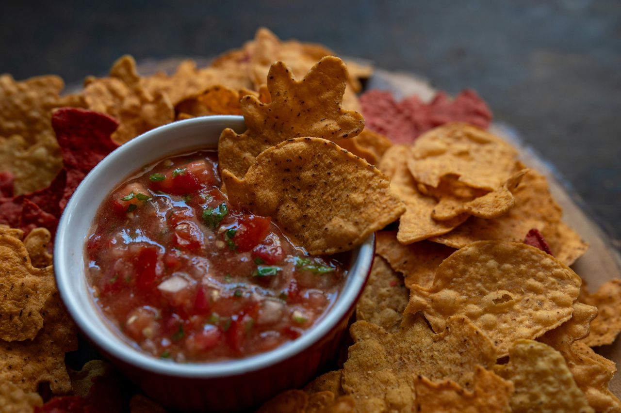 This is the only store-bought salsa worth buying, Mexican Chefs Claim